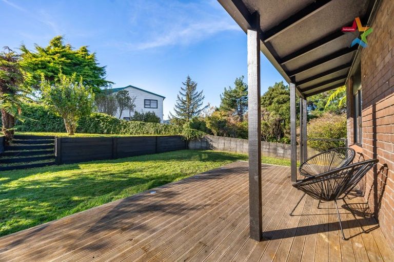 Photo of property in 191 Holborn Drive, Stokes Valley, Lower Hutt, 5019