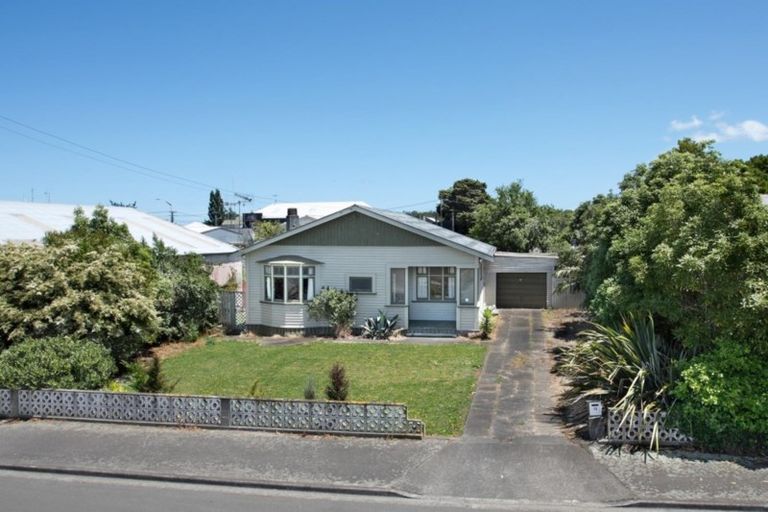 Photo of property in 12 Stewart Street, Marton, 4710