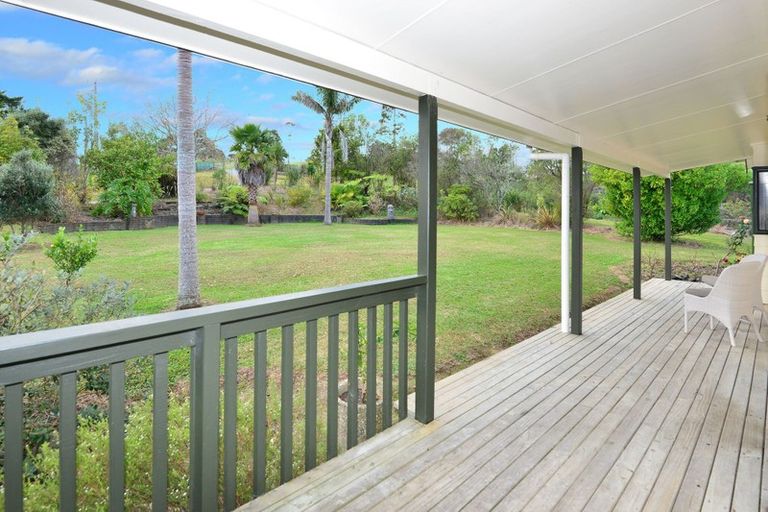 Photo of property in 114 Kennedy Road, Dairy Flat, Albany, 0792