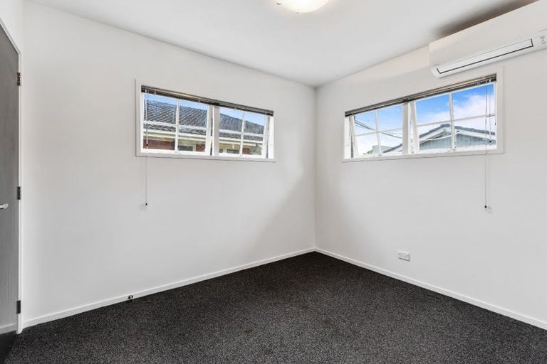 Photo of property in 48 Stanaway Street, Hillcrest, Auckland, 0627