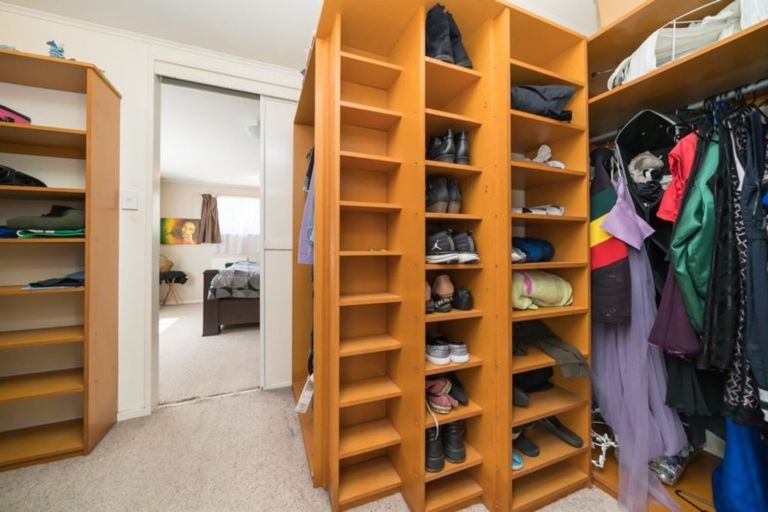 Photo of property in 38 Somerset Crescent, Highbury, Palmerston North, 4412