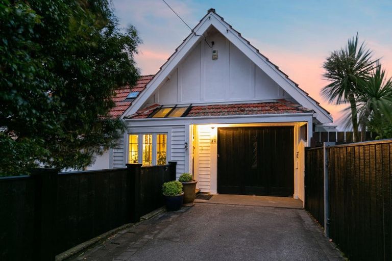 Photo of property in 59 Thompson Street, Mount Cook, Wellington, 6011