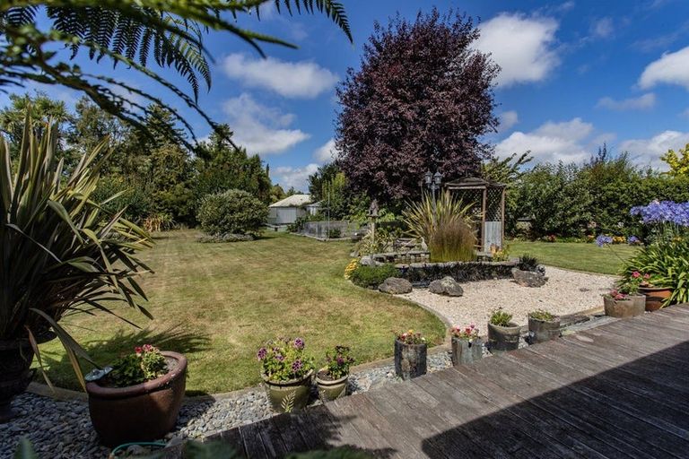 Photo of property in 24 Buckleys Road, Rangiora, 7400