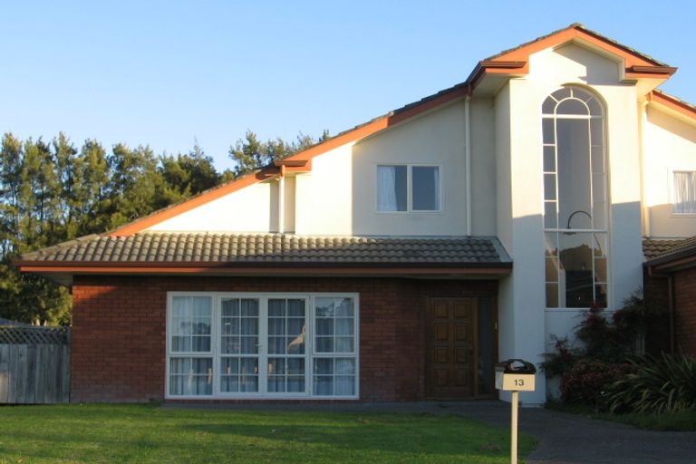 Photo of property in 13 Swanson Oaks, Swanson, Auckland, 0612