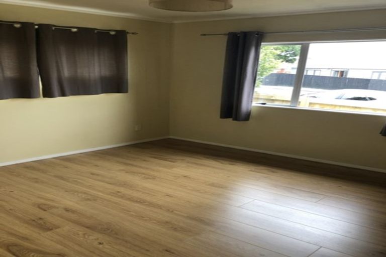 Photo of property in 1/163 Rathgar Road, Henderson, Auckland, 0610