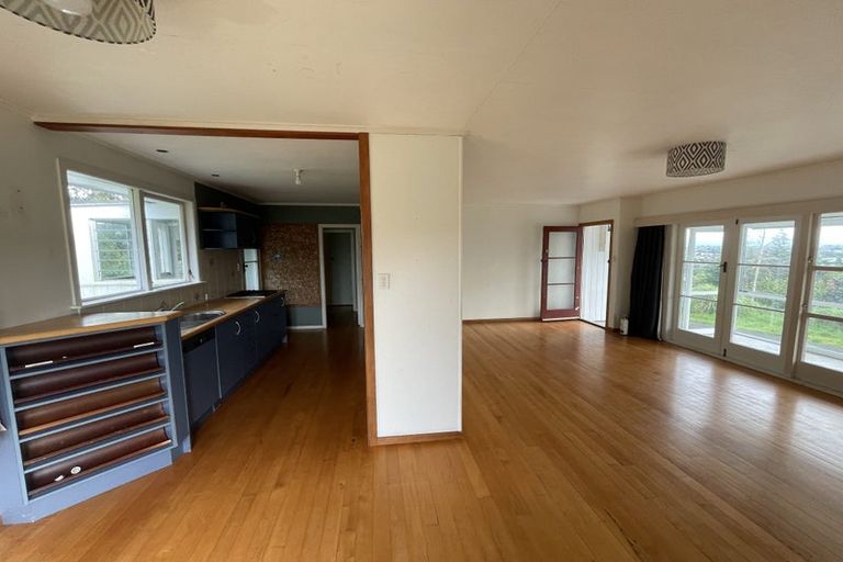 Photo of property in 27 Waikite Road, Welcome Bay, Tauranga, 3112