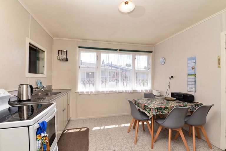 Photo of property in 68 Lewis Street, Glenview, Hamilton, 3206