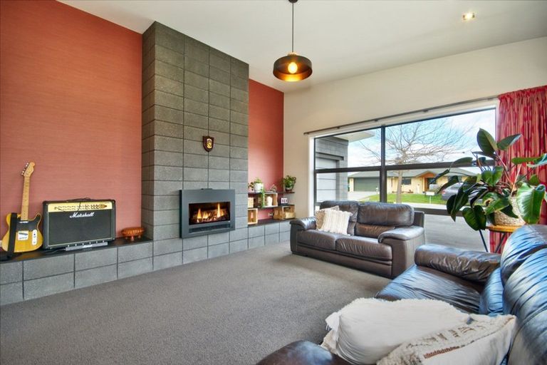 Photo of property in 9 Haddow's Place, Lake Hayes, Queenstown, 9304