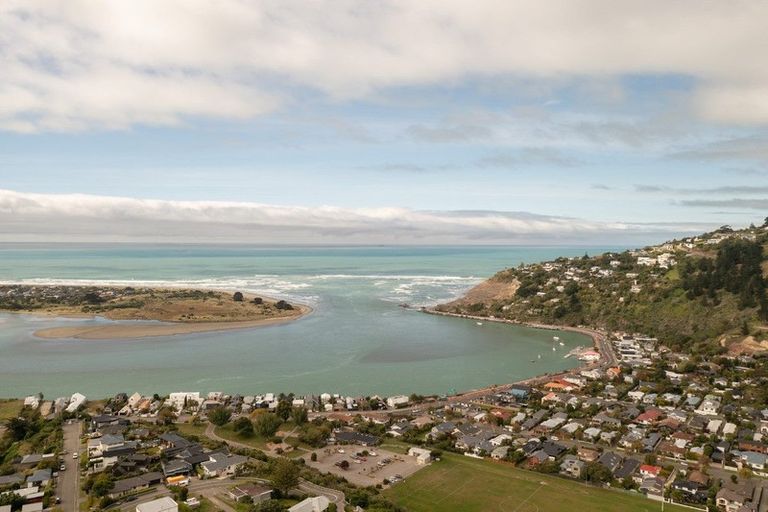 Photo of property in 74a Moncks Spur Road, Redcliffs, Christchurch, 8081