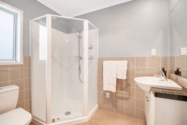 Photo of property in 115 Parkview Drive, Gulf Harbour, Whangaparaoa, 0930