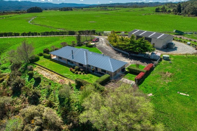 Photo of property in 22 Butts Road, Reefton, 7830