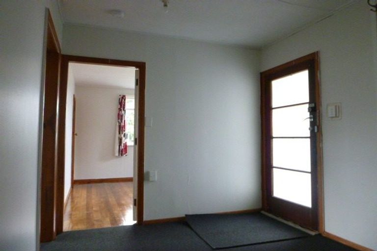 Photo of property in 12 Temuera Street, Otaki, 5512