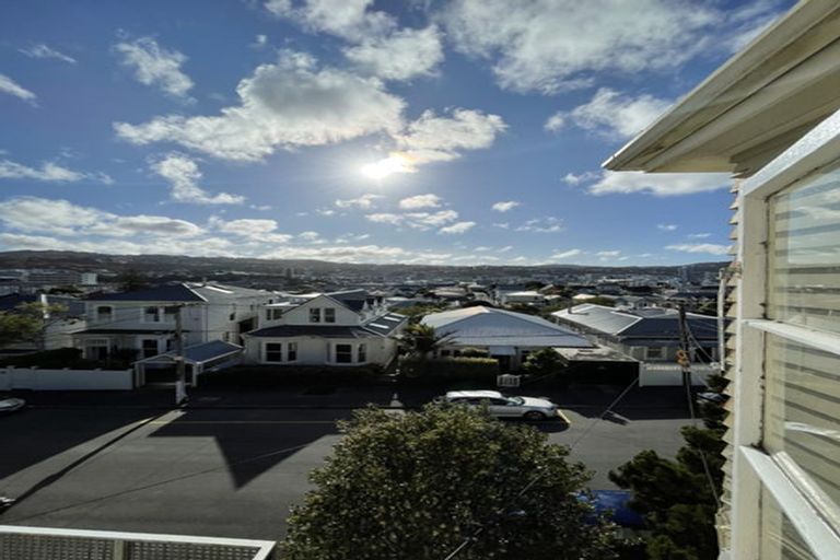 Photo of property in 77 Austin Street, Mount Victoria, Wellington, 6011