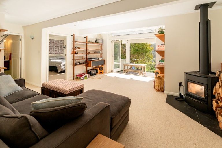 Photo of property in 167 Totara Road, Miramar, Wellington, 6022