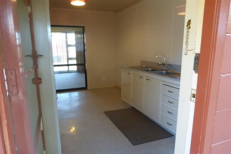 Photo of property in 2/8 Stanmore Road, Phillipstown, Christchurch, 8011