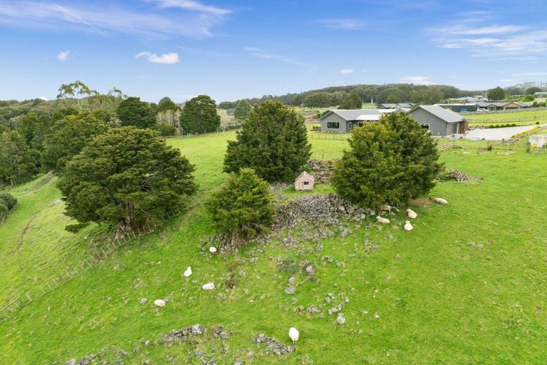 Photo of property in 13 Capstone Place, Te Kamo, Kamo, 0185