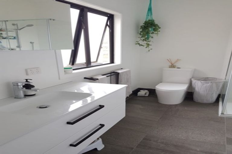 Photo of property in 87 Helvetia Road, Pukekohe, 2120