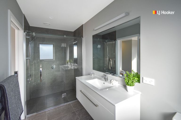 Photo of property in 5 Kinloch Place, Mosgiel, 9024