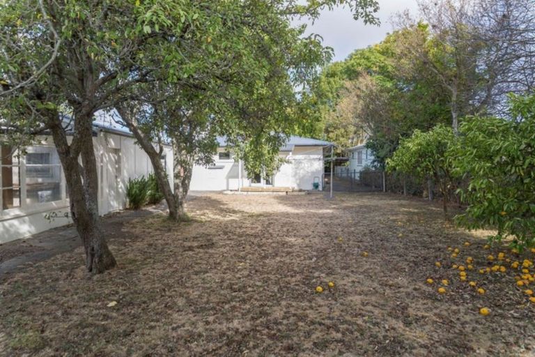 Photo of property in 6 Redfern Street, Dannevirke, 4930