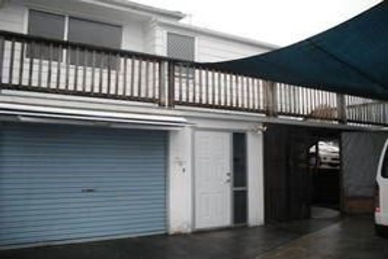 Photo of property in 237 Mahia Road, Weymouth, Auckland, 2103
