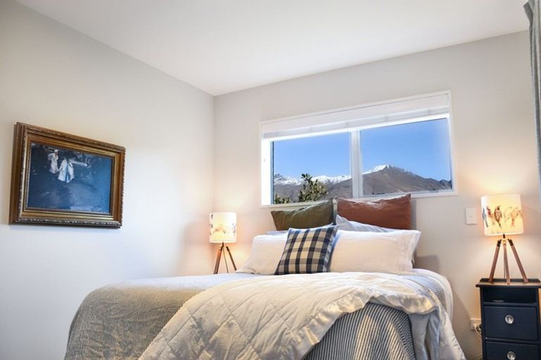 Photo of property in 7 Pukeko Place, Wanaka, 9305