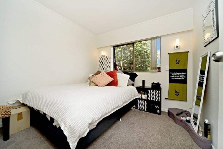 Photo of property in 21b Sunnypark Avenue, Rosehill, Papakura, 2113