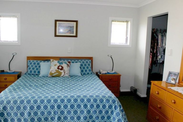 Photo of property in 41c Costley Street, Carterton, 5713