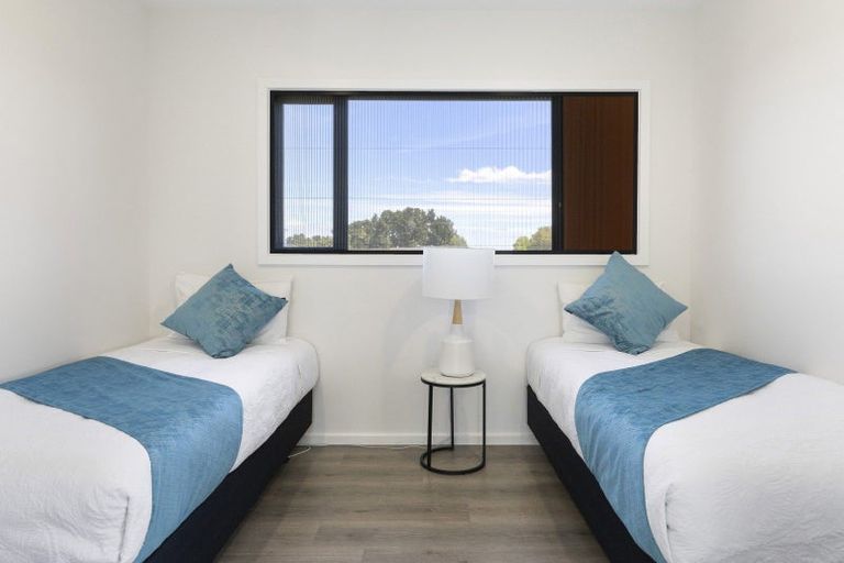 Photo of property in 72 Harakeke Drive, Wharewaka, Taupo, 3330