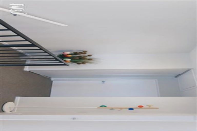 Photo of property in 27 Komanawa Lane, Mount Wellington, Auckland, 1062