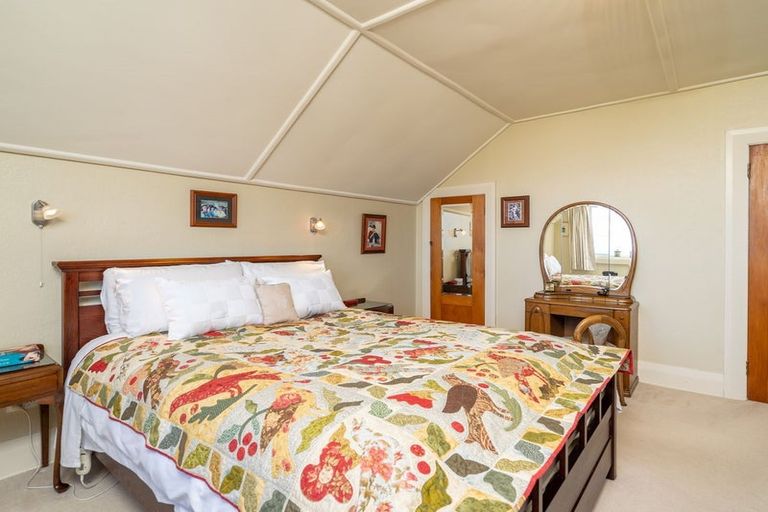 Photo of property in 71 Moana Crescent, Musselburgh, Dunedin, 9013