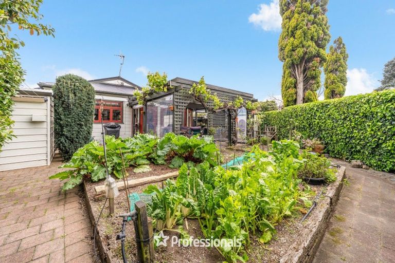 Photo of property in 70a Hautana Street, Woburn, Lower Hutt, 5010