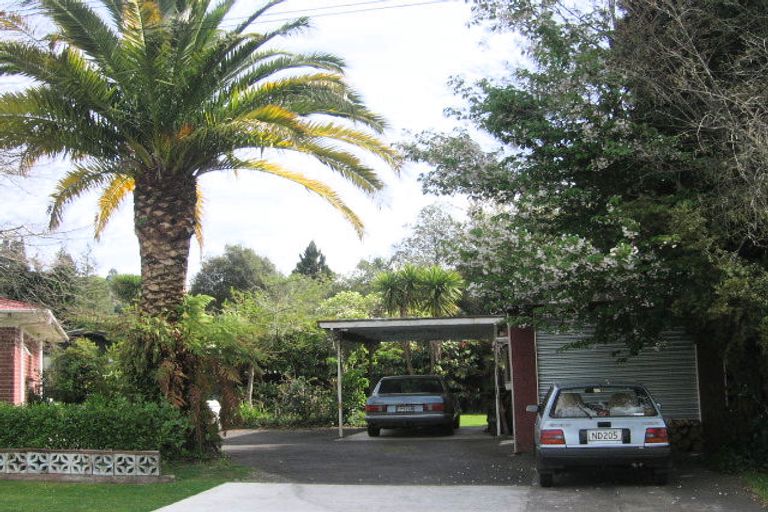 Photo of property in 2 Amokura Street, Fairy Springs, Rotorua, 3015