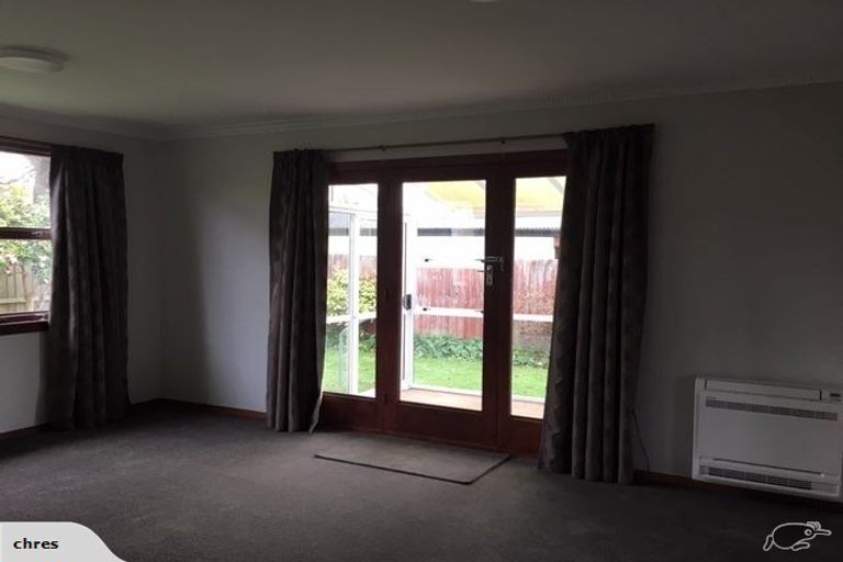 Photo of property in 2/131 Knowles Street, St Albans, Christchurch, 8052