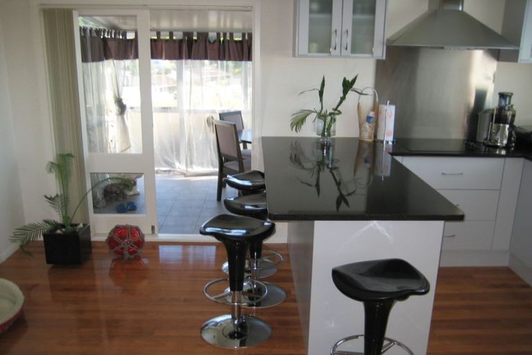 Photo of property in 9 Chequers Avenue, Glenfield, Auckland, 0629