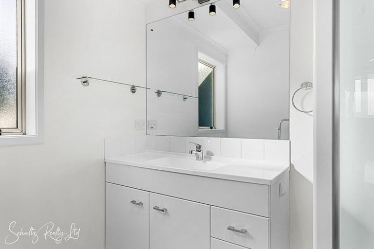 Photo of property in 16 Wallace Road, Ruawai, 0591