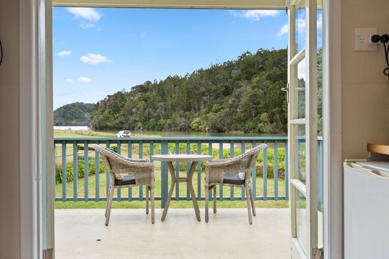 Photo of property in 870 Matapouri Road, Matapouri, Whangarei, 0173
