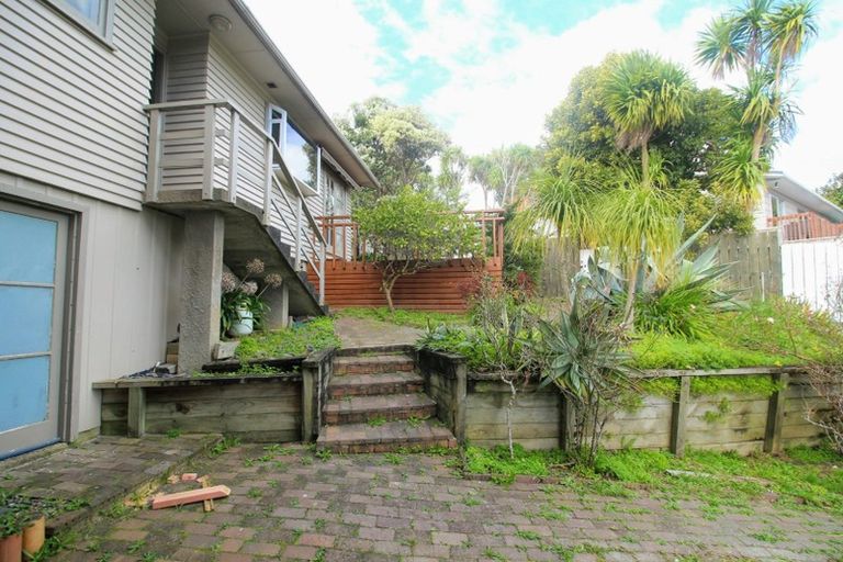 Photo of property in 37 Mountbatten Avenue, Hillcrest, Auckland, 0627