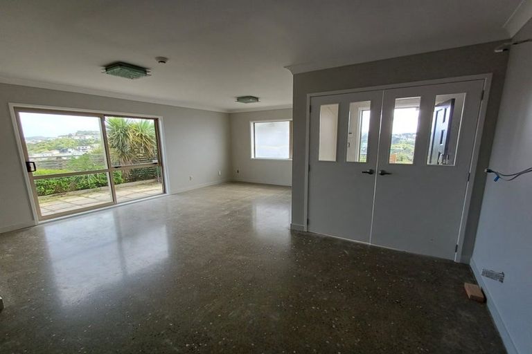 Photo of property in 15 Epic Way, Newlands, Wellington, 6037