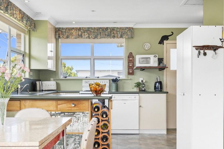 Photo of property in 2 Rimu Street, Gate Pa, Tauranga, 3112