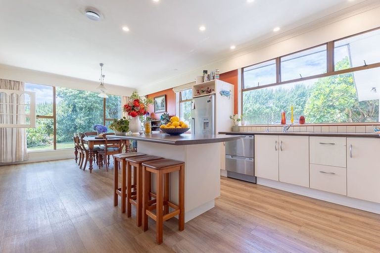 Photo of property in 46 North Manakau Road, Manakau, Levin, 5573