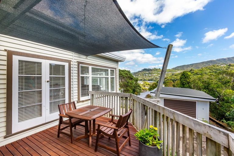 Photo of property in 10 Imlay Crescent, Ngaio, Wellington, 6035
