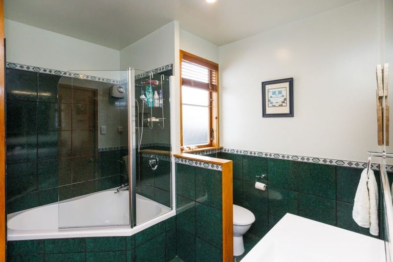 Photo of property in 5 Hardie Street, Hokowhitu, Palmerston North, 4410