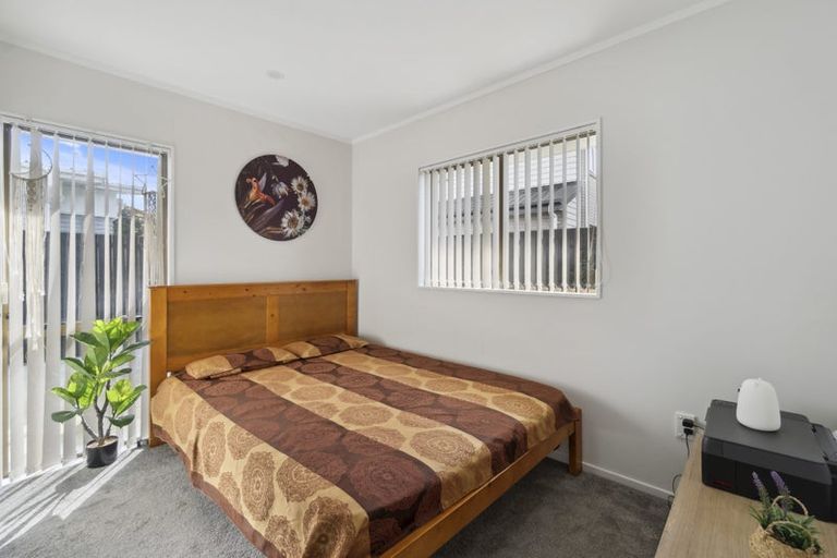 Photo of property in 1/27 Scott Road, Papakura, 2110