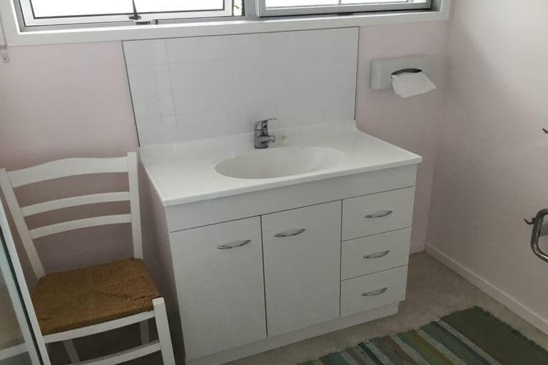 Photo of property in 2/19 Elizabeth Street, Kensington, Whangarei, 0112