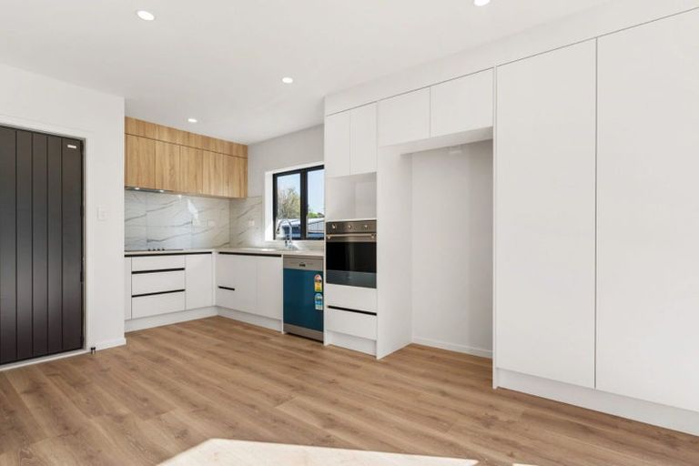 Photo of property in 9 Snell Avenue, Papakura, 2110