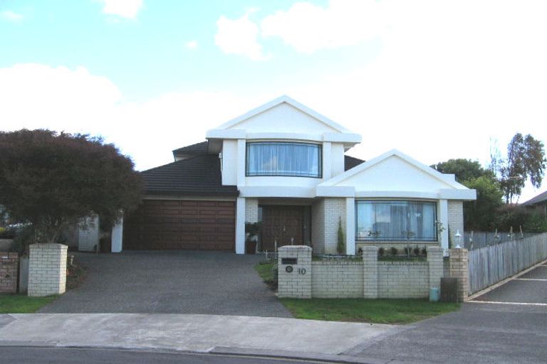 Photo of property in 10 Nathan Close, Somerville, Auckland, 2014