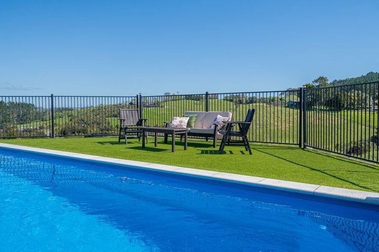 Photo of property in 883 Haruru Road, Wainui, Kaukapakapa, 0873