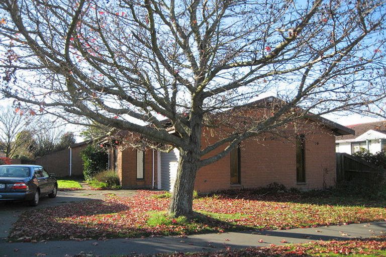 Photo of property in 28 Greenock Street, Redwood, Christchurch, 8051