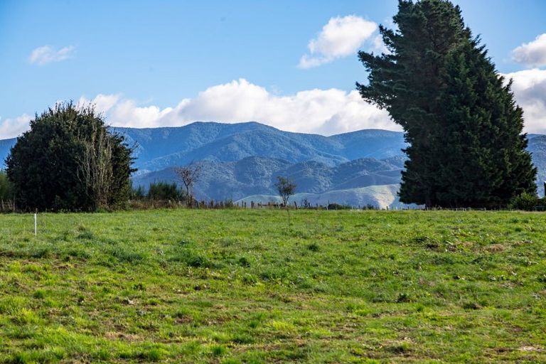 Photo of property in 35 Cotterville Crescent, Greytown, 5712