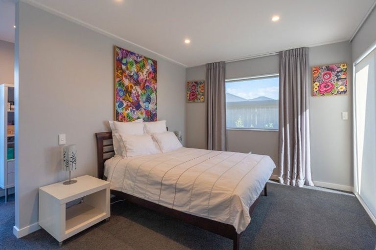 Photo of property in 30a Moana Street, Otaki Beach, Otaki, 5512